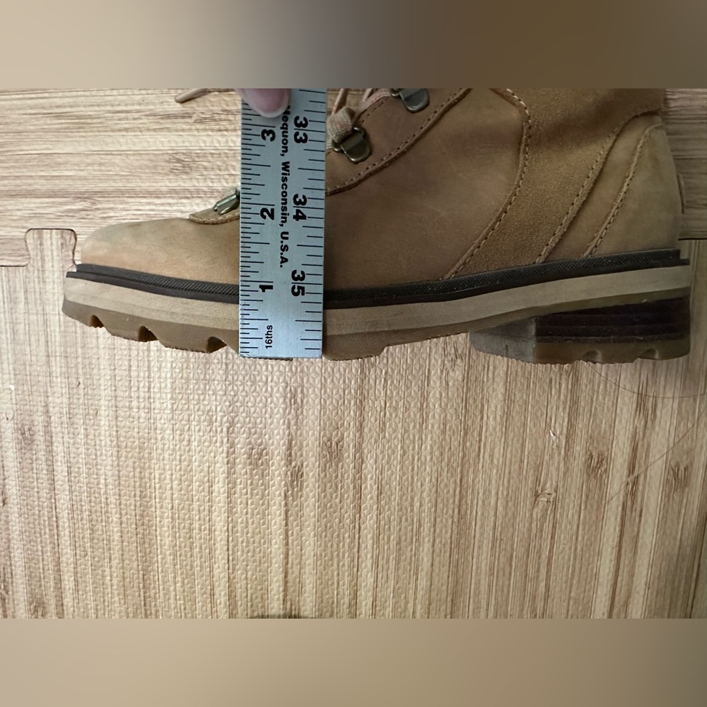 Sorel Tan Ankle Boots - Picture 12 of 12